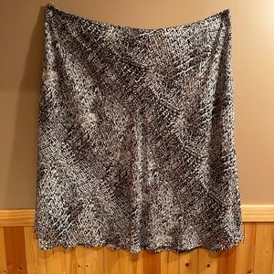 AVENUE brown sheer skirt size 30/32